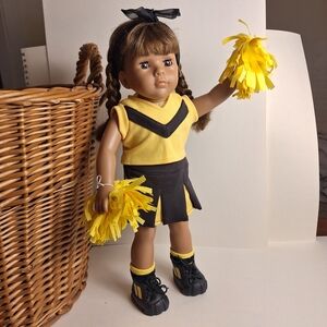 King State Cheerleader Doll with Yellow and Black Outfit Very Good Condition